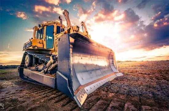 بولدوزر در عملیات خاکی