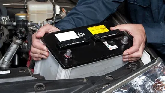 خرابی باتری و ECU خودرو