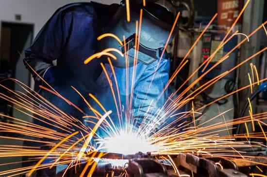 جوشکاری استانداردهای نیس