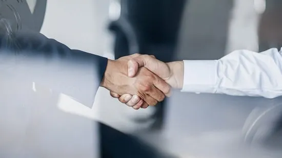 ارتباط با مشتری
