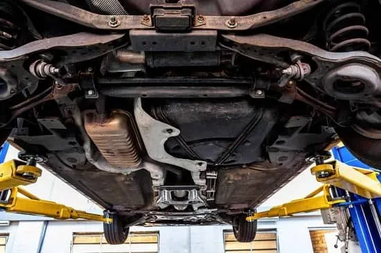 دلایل و نشانه های آسیب دیدن شاسی خودرو
