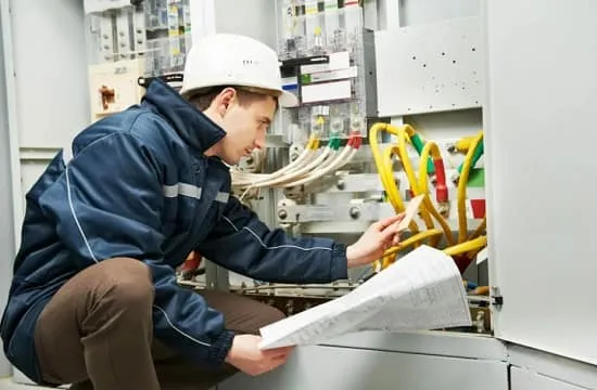 سطح تحصیلات و مدارک لازم