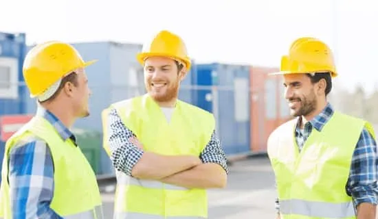 مزایای شغل مسئول ایمنی