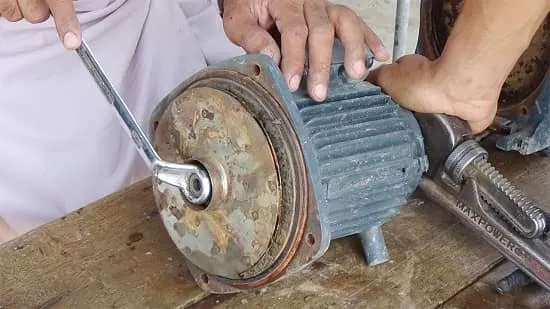 کار کردن پمپ آب جتی بدون آب
