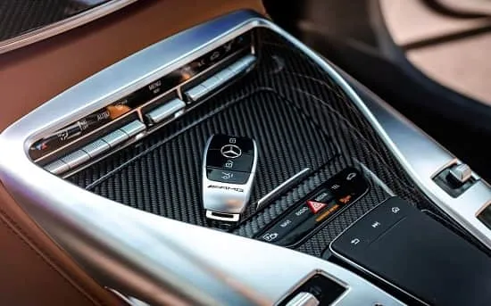 بررسی وجود سیستم Immobiliser در خودروها