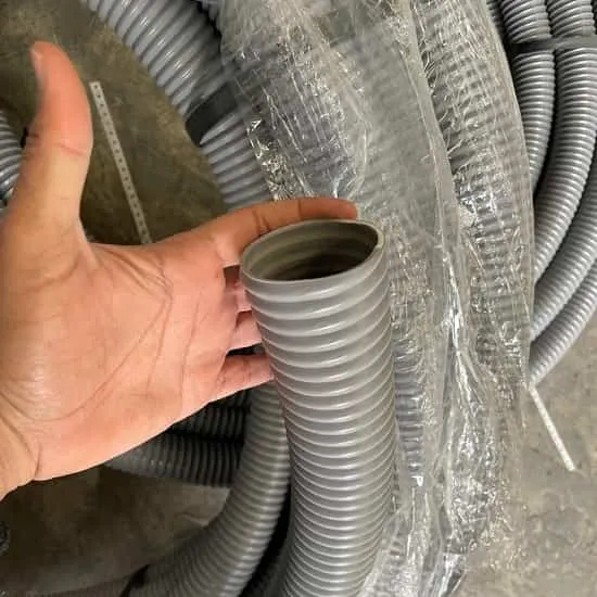 لوله پی وی سی (PVC)