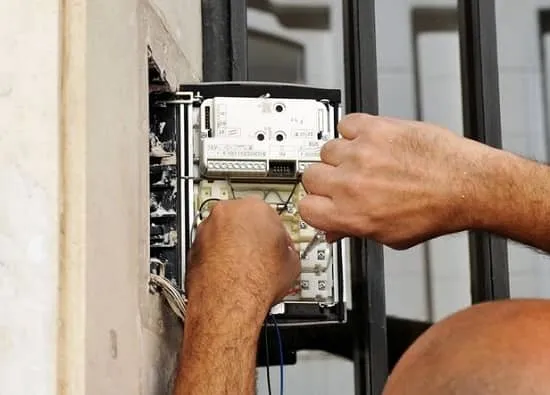مراحل عیب یابی آیفون تصویری