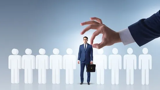 انتخاب متقاضیان و فهرست کردن نهایی