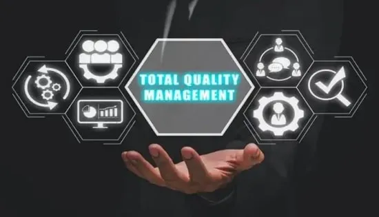 مدیریت کیفیت جامع (TQM) چیست؟