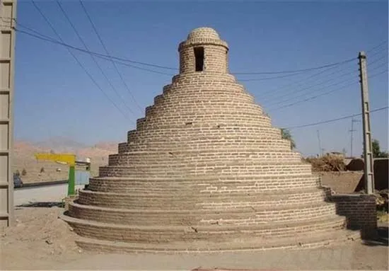 آب انبار گرمسار