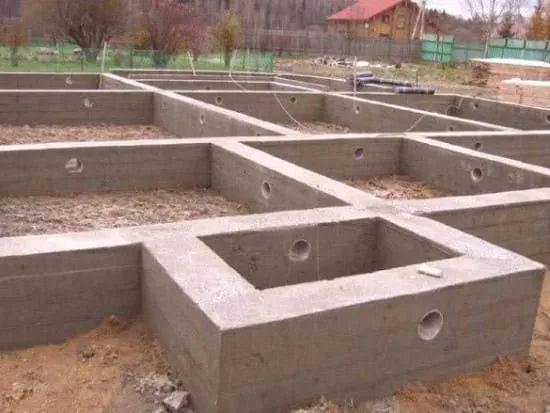 foundation عمیق نواری