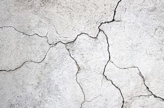 ترک در سقف های بتنی تقویت شده ساختمان